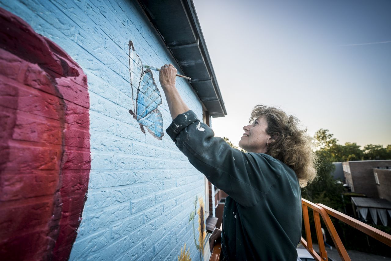 bd6f4b64-bd10-525e-838a-172ba2830419